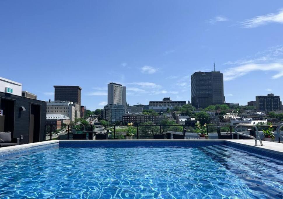 Condo Chic, Centre-Ville Piscine, Terrasse, Gym Ciudad de Quebec Exterior foto