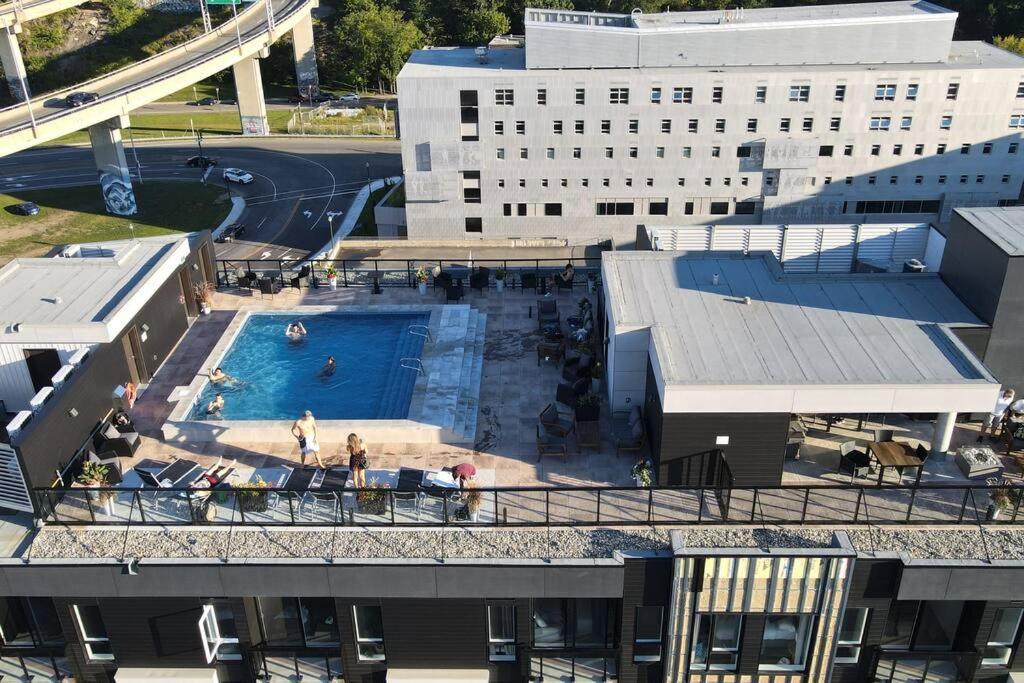 Condo Chic, Centre-Ville Piscine, Terrasse, Gym Ciudad de Quebec Exterior foto